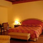 Hotel La Del Melograno