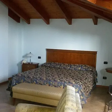 Hotel La Del Melograno